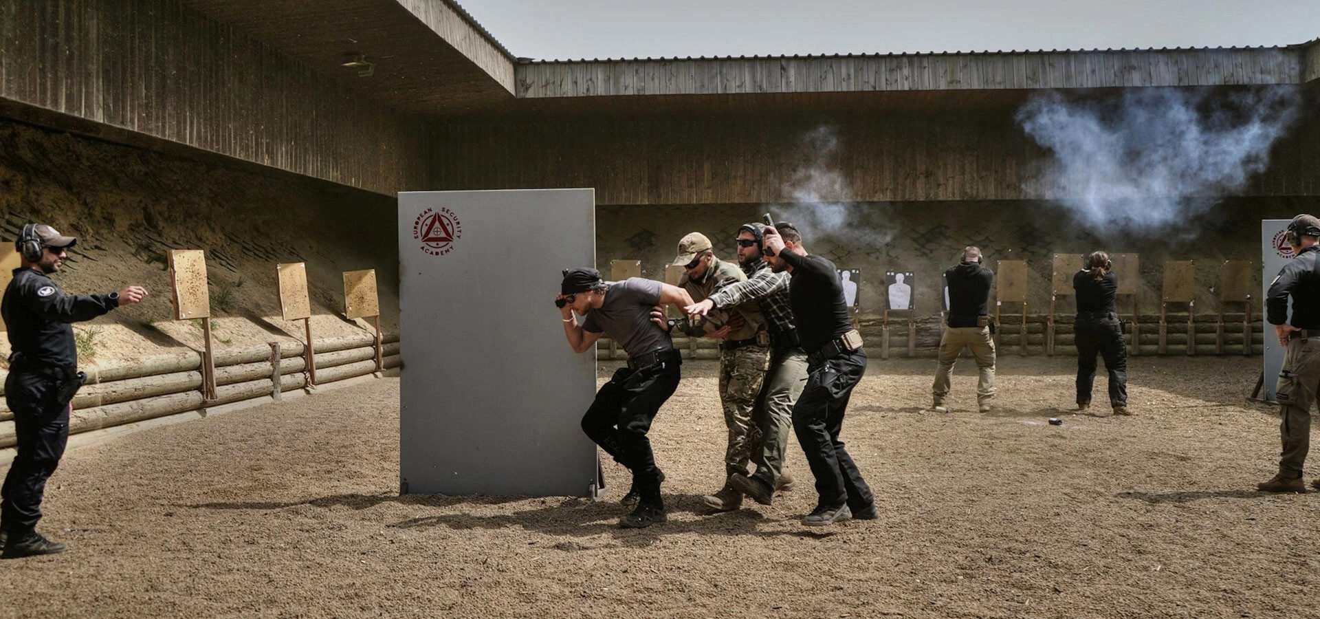 Defender Experience Man Trip