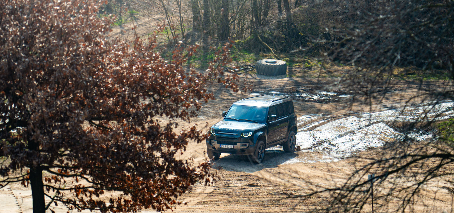 Defender Experience Man Trip