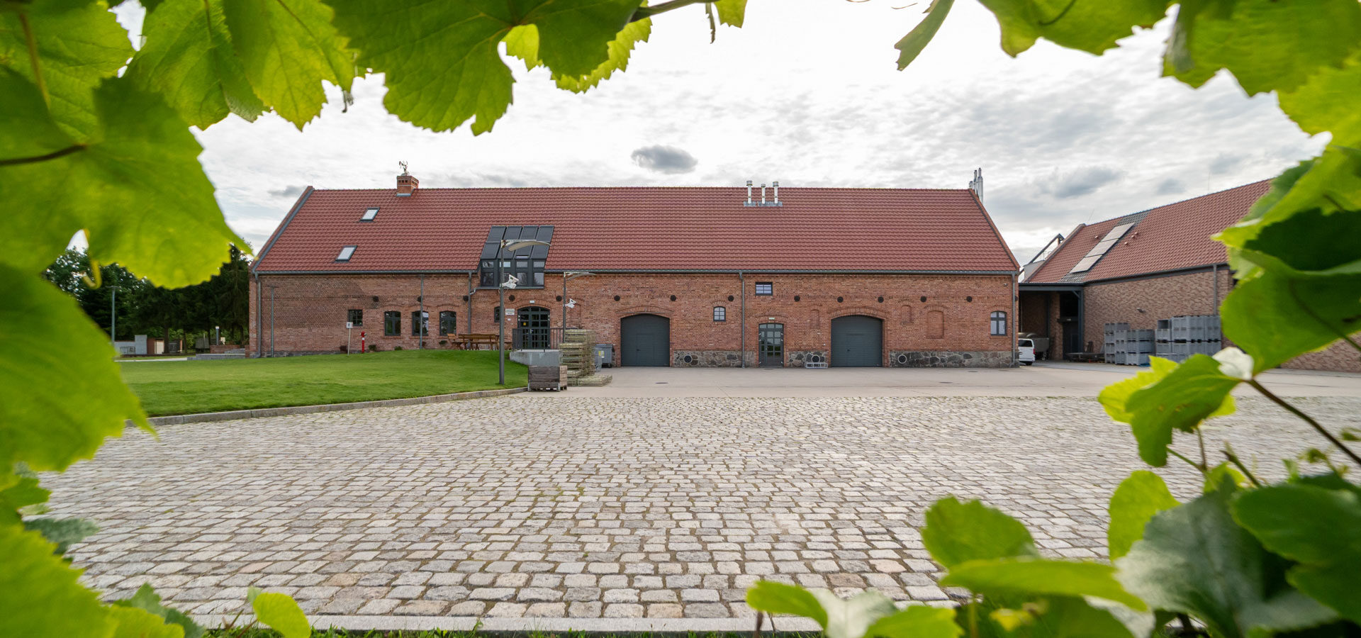 Range Rover & winnica Turnau